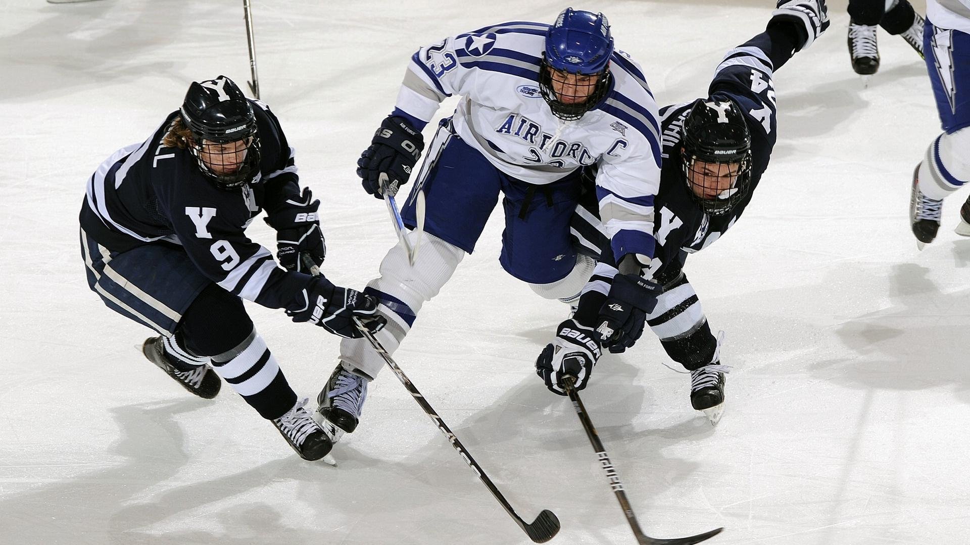 篮球裁判技术装备持续更新换代，篮球裁判术语